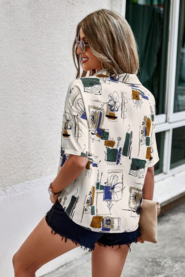 Geometric Print Short Sleeve Collar Button Blouse - Image 4