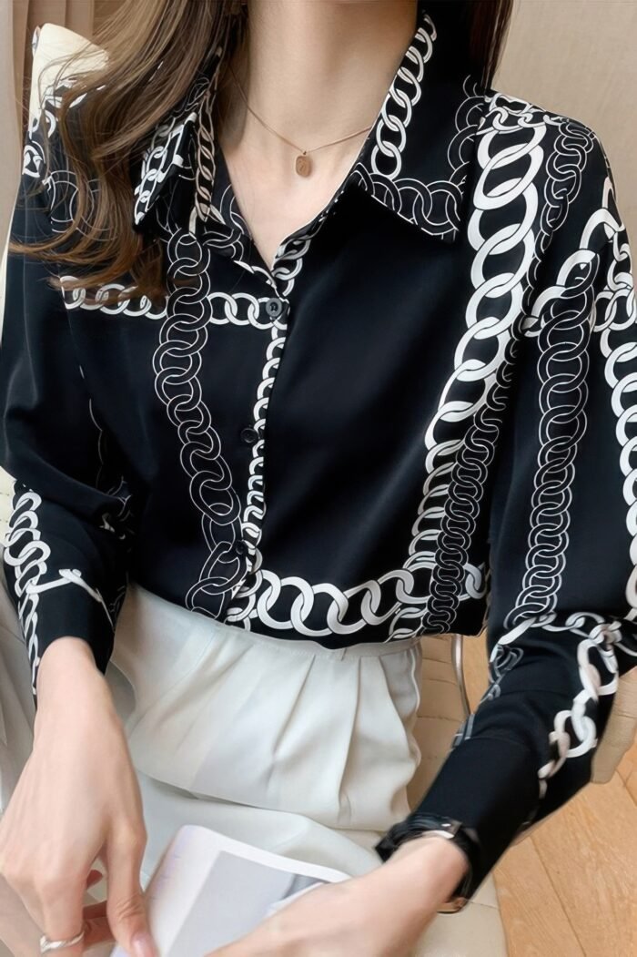 Chain Print Drop Shoulder Loose Fit Blouse - Image 3