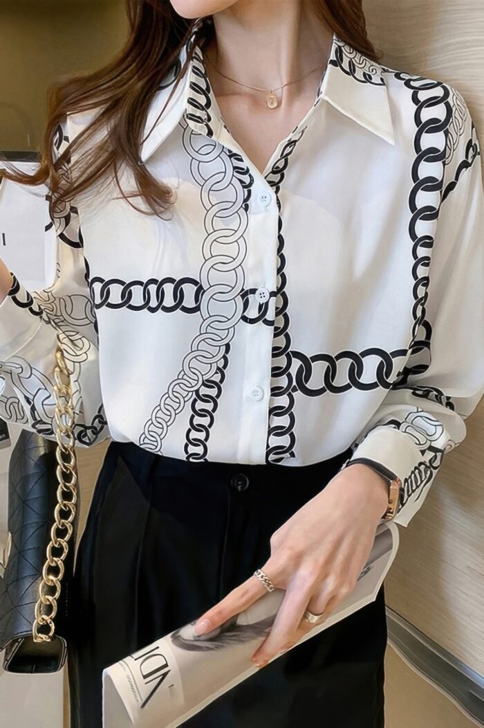 Chain Print Drop Shoulder Loose Fit Blouse - Image 5