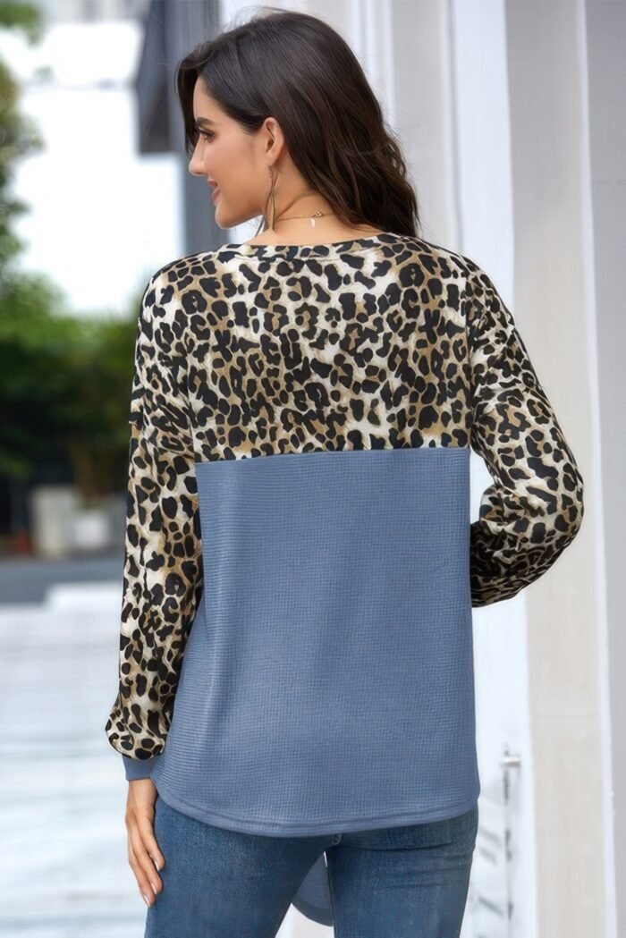 Leopard Stitching Bow Knit Crew Neck Loose Pullover - Image 4