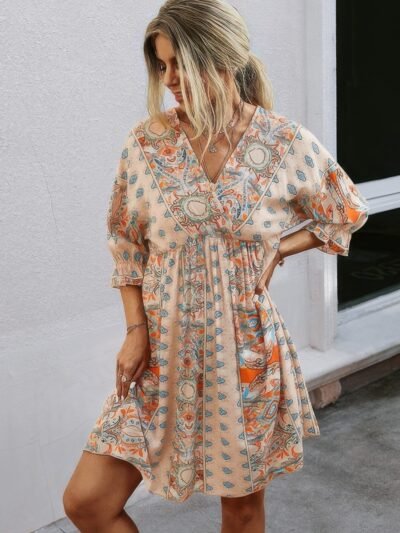 V Neck Half Sleeve Graphic Swing Dress V Neck Half Sleeve Graphic Swing Dress