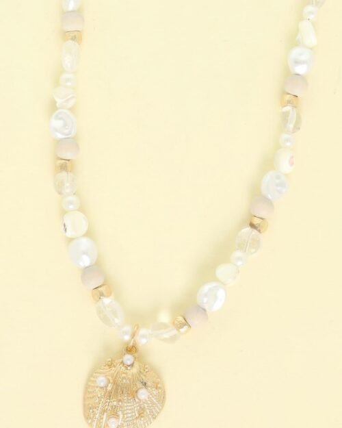 Scallop Shell Pendant Pearl Bead Necklace