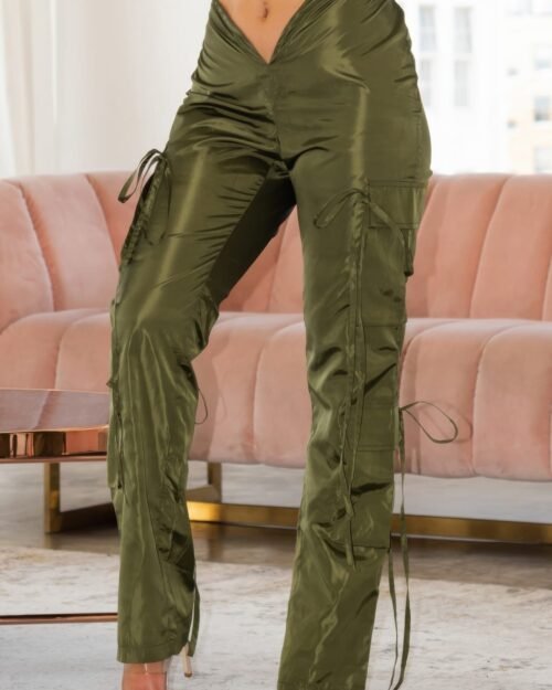 v cut cargo pants