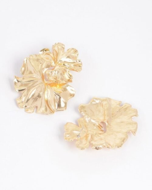 metal vintage earring