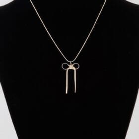 Snake Chain Ribbon Necklace