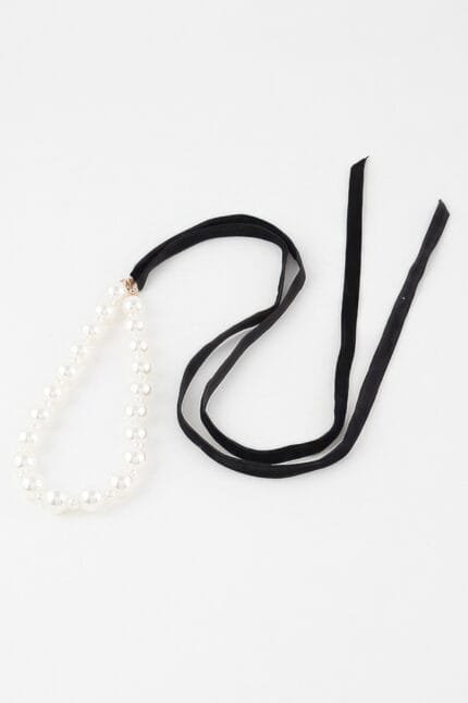 Half Pearl Tie Necklace