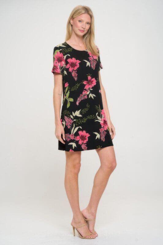 Short-sleeved Knee-length Dress