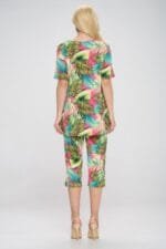 Plus Size Short Sleeve Top And Capri Pants Set