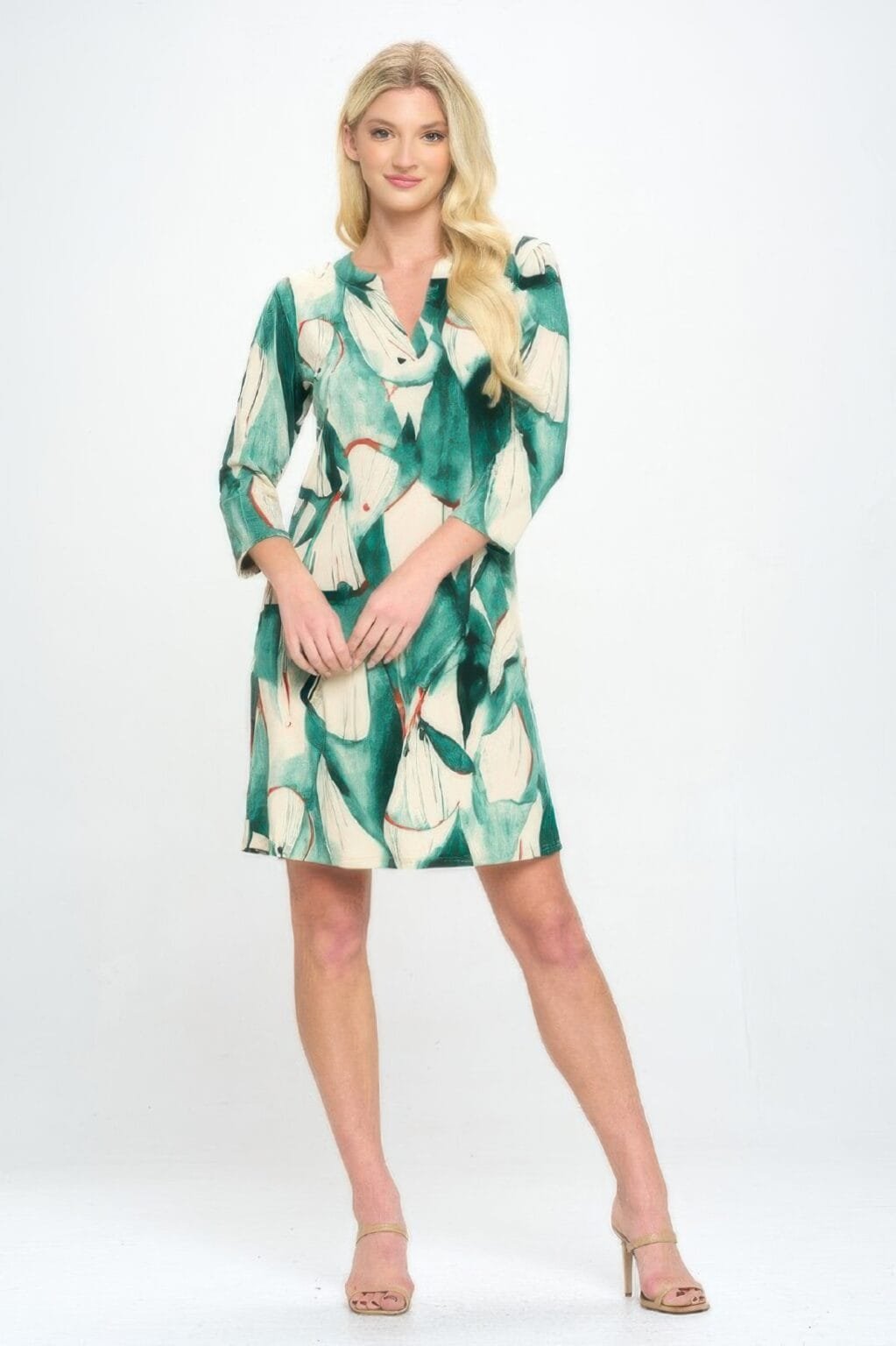 hit notch neck quarter sleeve dress