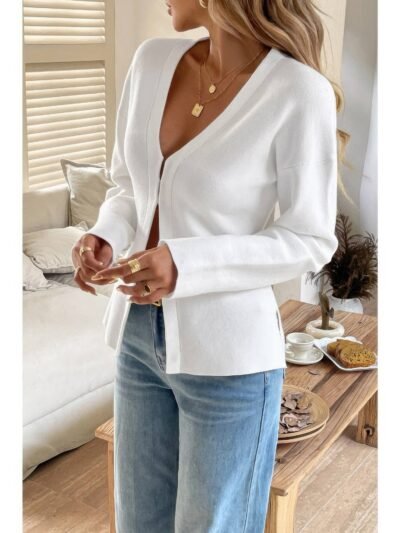 Solid V Neck Raglan Sleeve Burgundy Knit Shirt Solid V Neck Raglan Sleeve Burgundy Knit Shirt