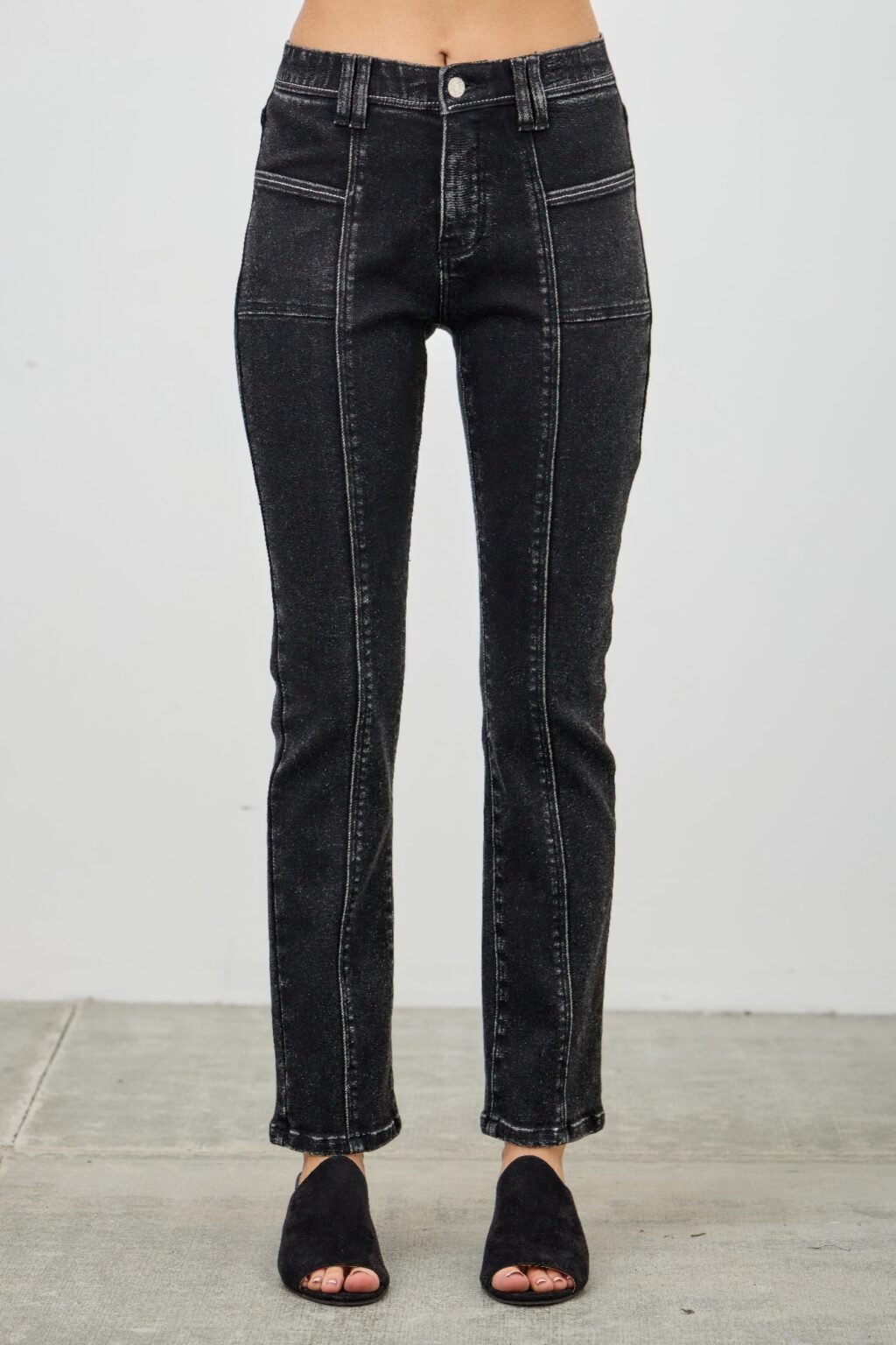 mid rise slim straight in black acid