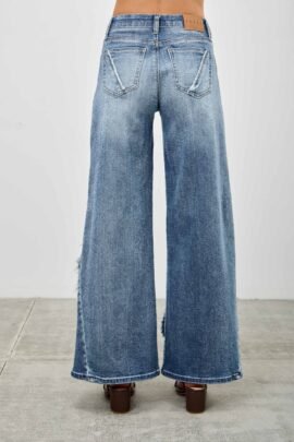 Mid Rise Wide Frayed Seam Mid Rise Wide Frayed Seam