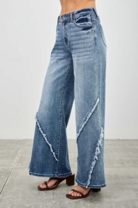 Mid Rise Wide Frayed Seam Mid Rise Wide Frayed Seam