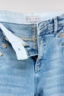 High Rise Straight With Button Pocket High Rise Straight With Button Pocket