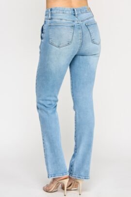 High Rise Straight With Button Pocket High Rise Straight With Button Pocket