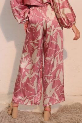 Dreaming Lily Satin Pocket Pants Dreaming Lily Satin Pocket Pants