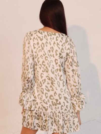 Simple Leopard Dress With Ruffle Cuff Simple Leopard Dress With Ruffle Cuff
