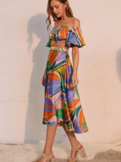 Isla Tropical Satin Bubble Sleeve Crop Top Isla Tropical Satin Bubble Sleeve Crop Top