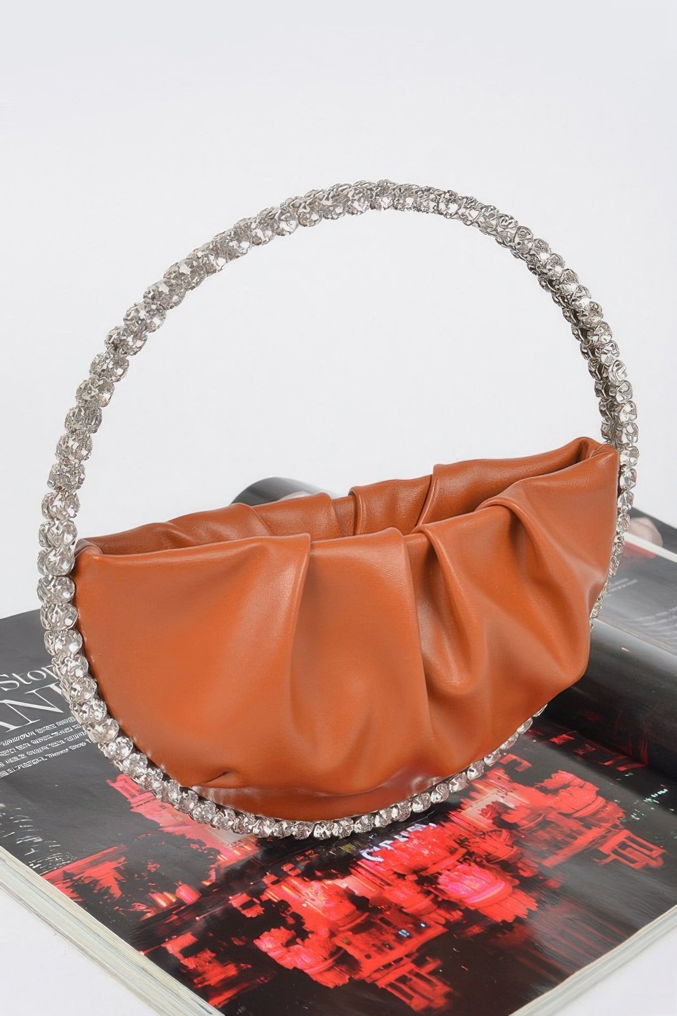 Round Stone Handle Clutch Round Stone Handle Clutch