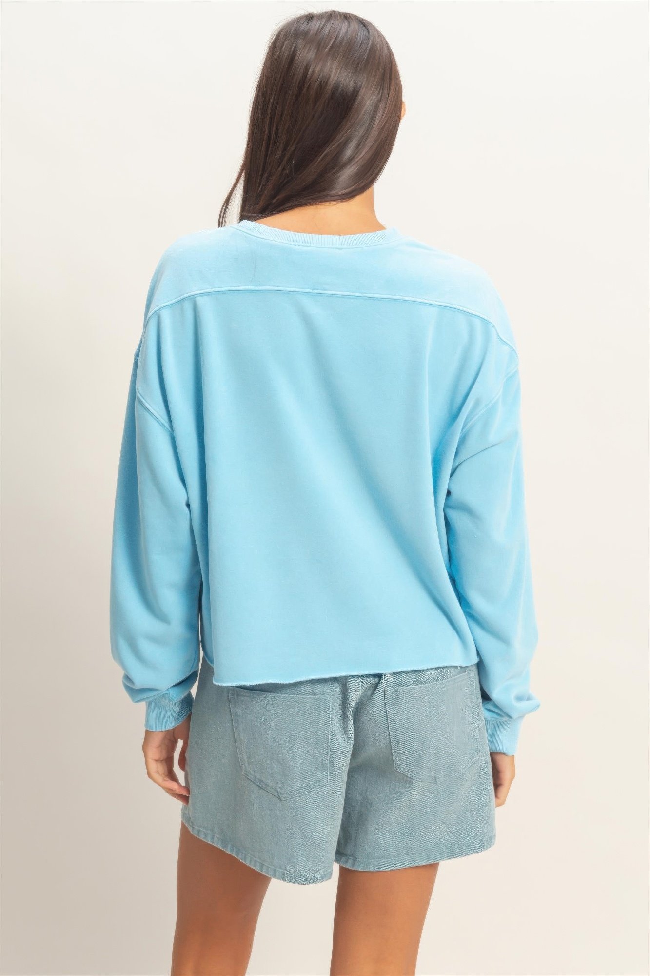 Cropped Mineral Wash Sweatshirt Cropped Mineral Wash Sweatshirt - Image 5