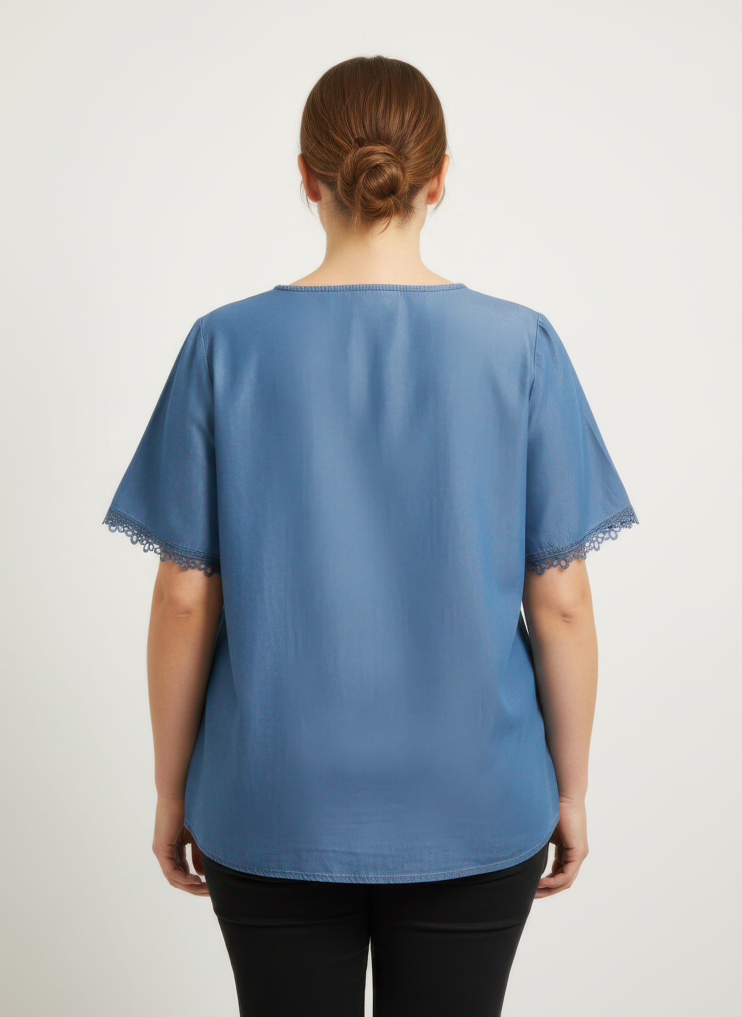 Embroidered Lace Trim Short Sleeve Knit Top Embroidered Lace Trim Short Sleeve Knit Top - Image 3