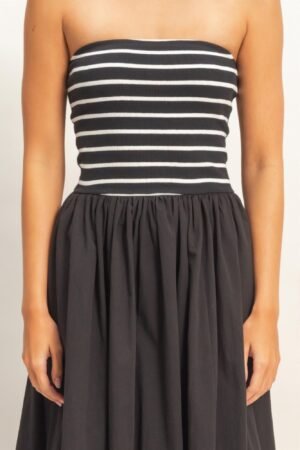 Striped Strapless Flowy Midi Dress Striped Strapless Flowy Midi Dress
