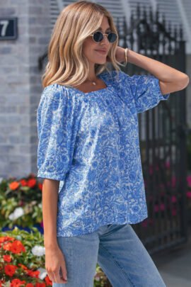 Sky Blue Square Neck Short Puff Sleeve Pleated Floral Blouse - Image 3