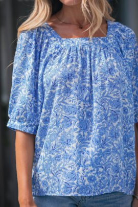 Sky Blue Square Neck Short Puff Sleeve Pleated Floral Blouse - Image 7