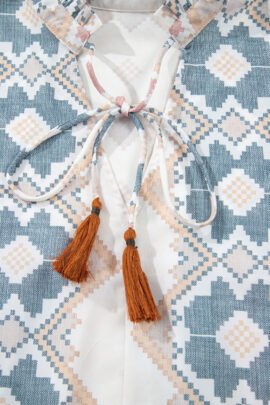 Khaki Geometric Print Tassel Tie Split Neck Balloon Sleeve Blouse - Image 8