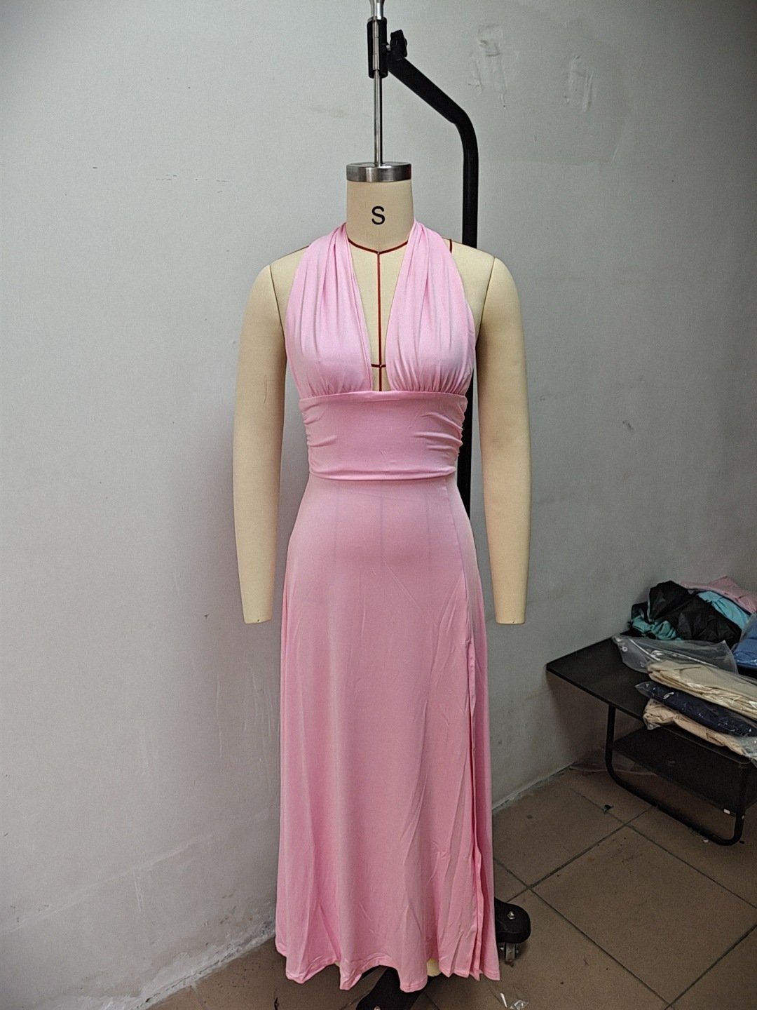 Sexy Halterneck V-neck Slit Dress Summer Backless Strappy Skirt Fashion Temperament Clothing Women Sexy Halterneck V-neck Slit Dress Summer Backless Strappy Skirt Fashion Temperament Clothing Women - Image 4