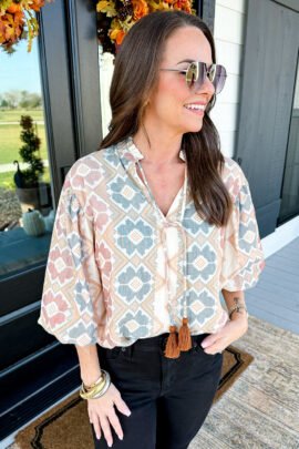 Khaki Geometric Print Tassel Tie Split Neck Balloon Sleeve Blouse - Image 4