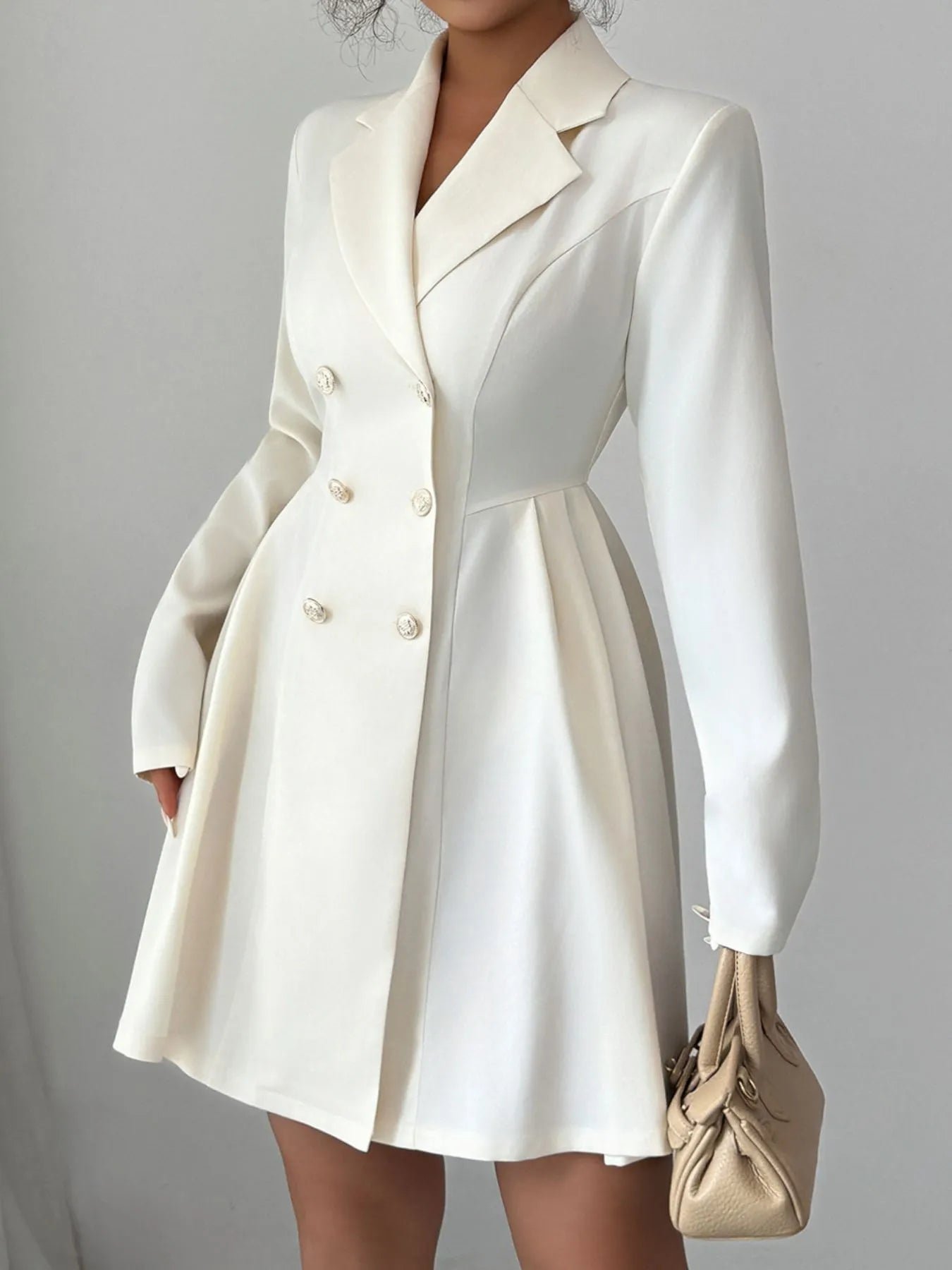 Double-Breasted Blazer Dress with Pleated Detail 46ff9948-e97c-494b-924d-15884d85f4d0-Max-Origin