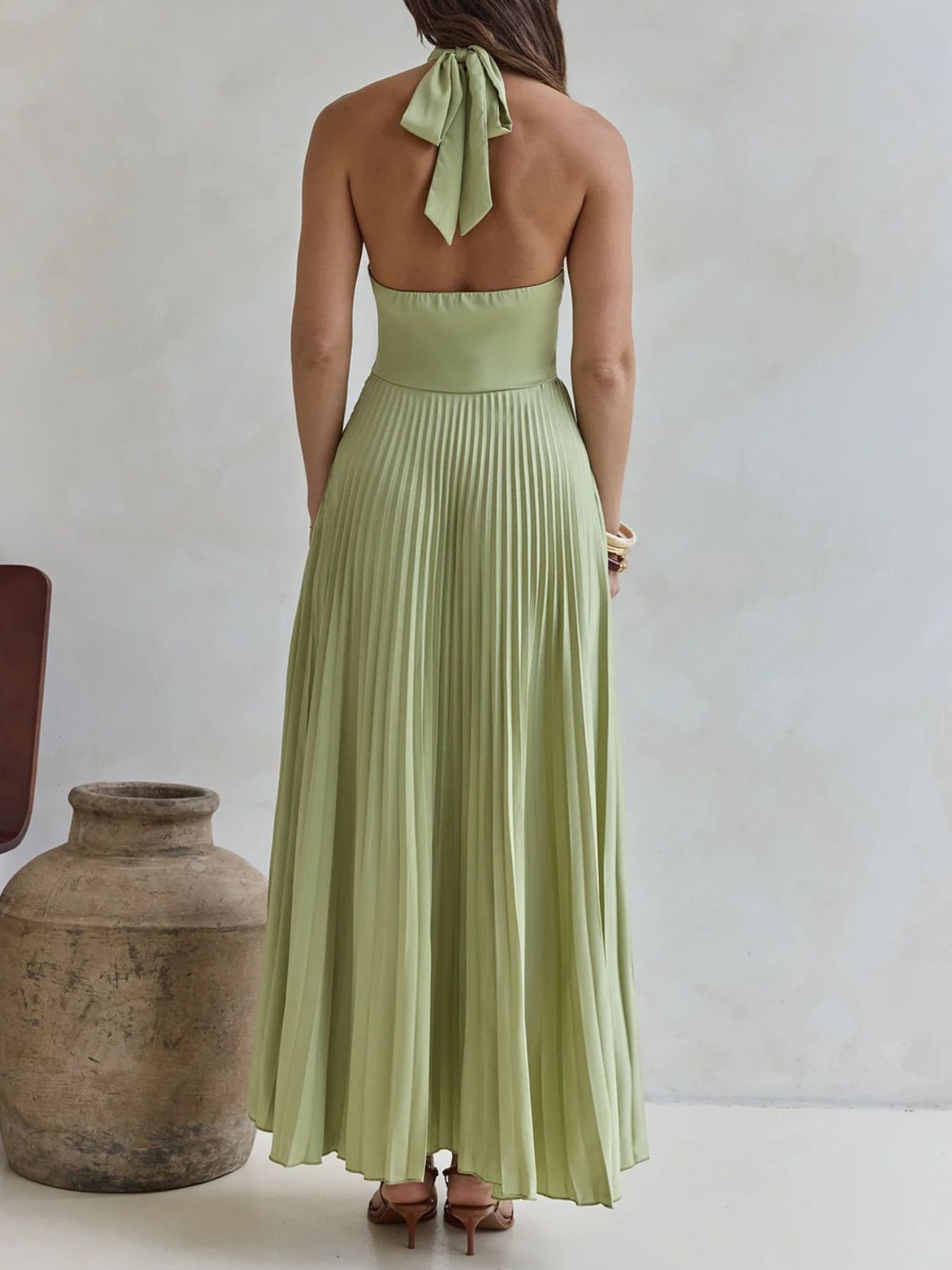 Halter Neck Pleated A-Line Dress 4d263cc7-3df6-43e9-ad97-206c473029db-Max