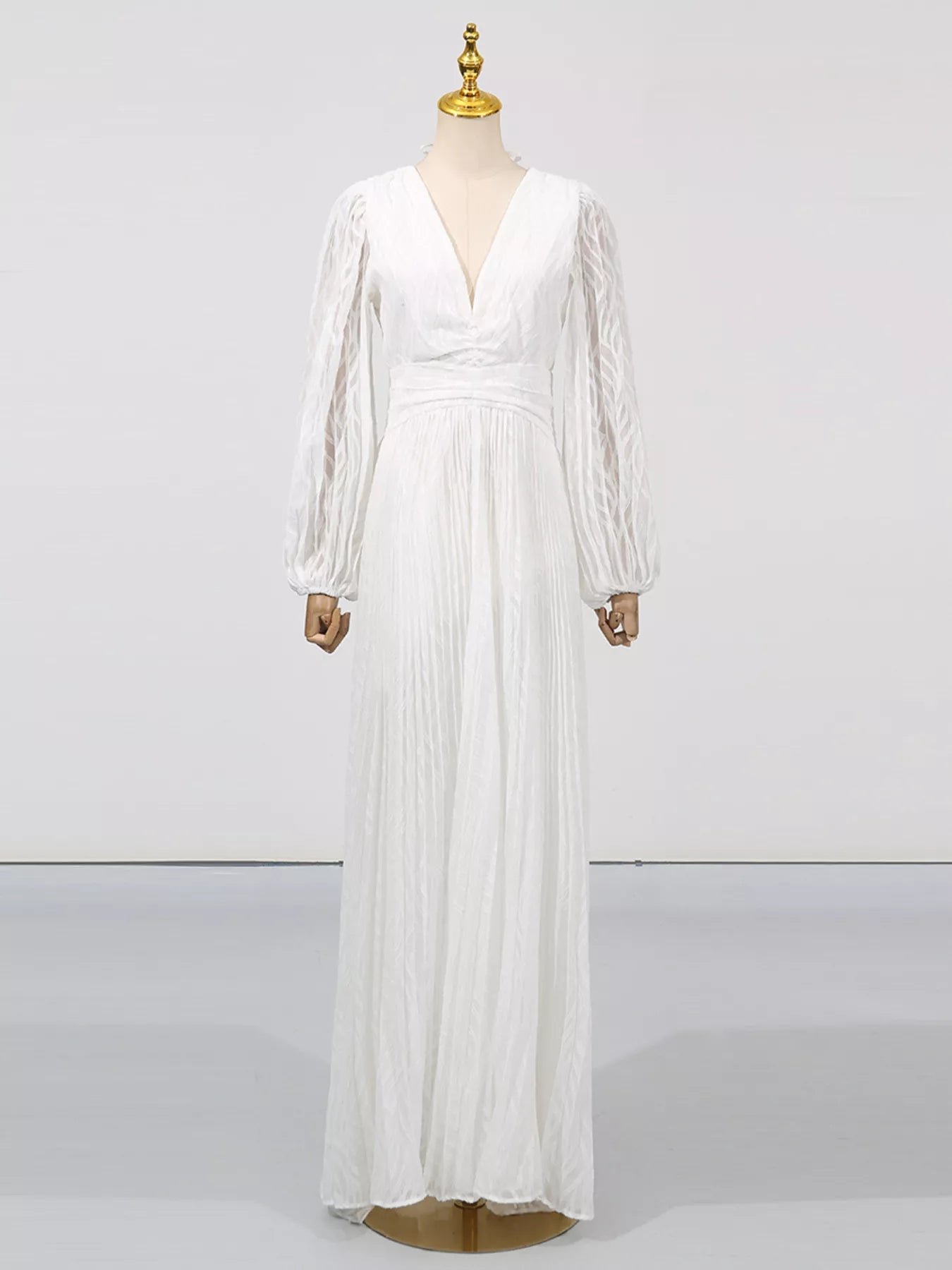 V-Neck Long Sleeve Maxi Dress 504164e1c1684fefa9db03321ddd2485-Max-Origin