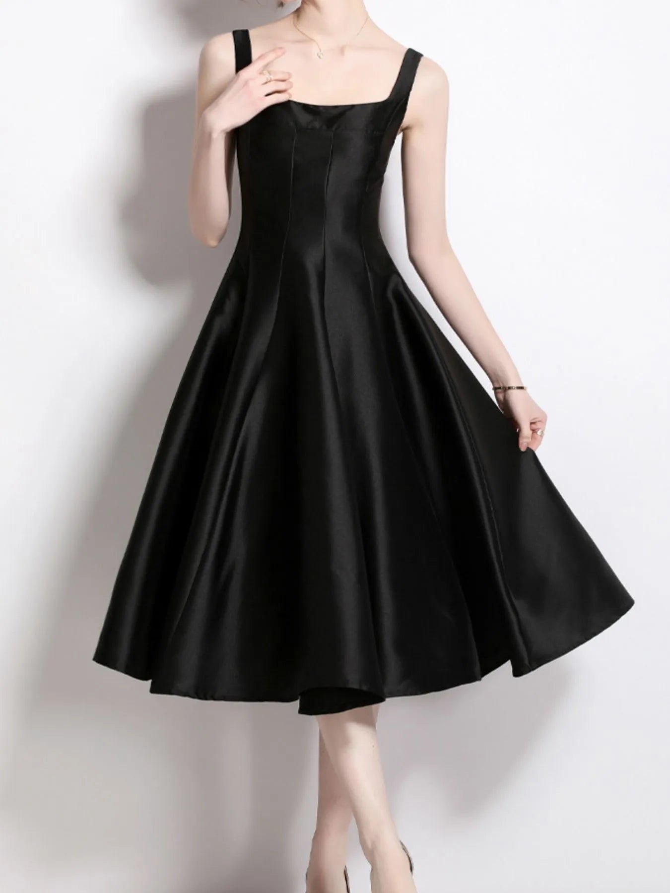 A-Line Silhouette Midi Sleeveless Dress 5f04709c-11de-44b9-80e0-00a8dbc37c0a-Max-Origin