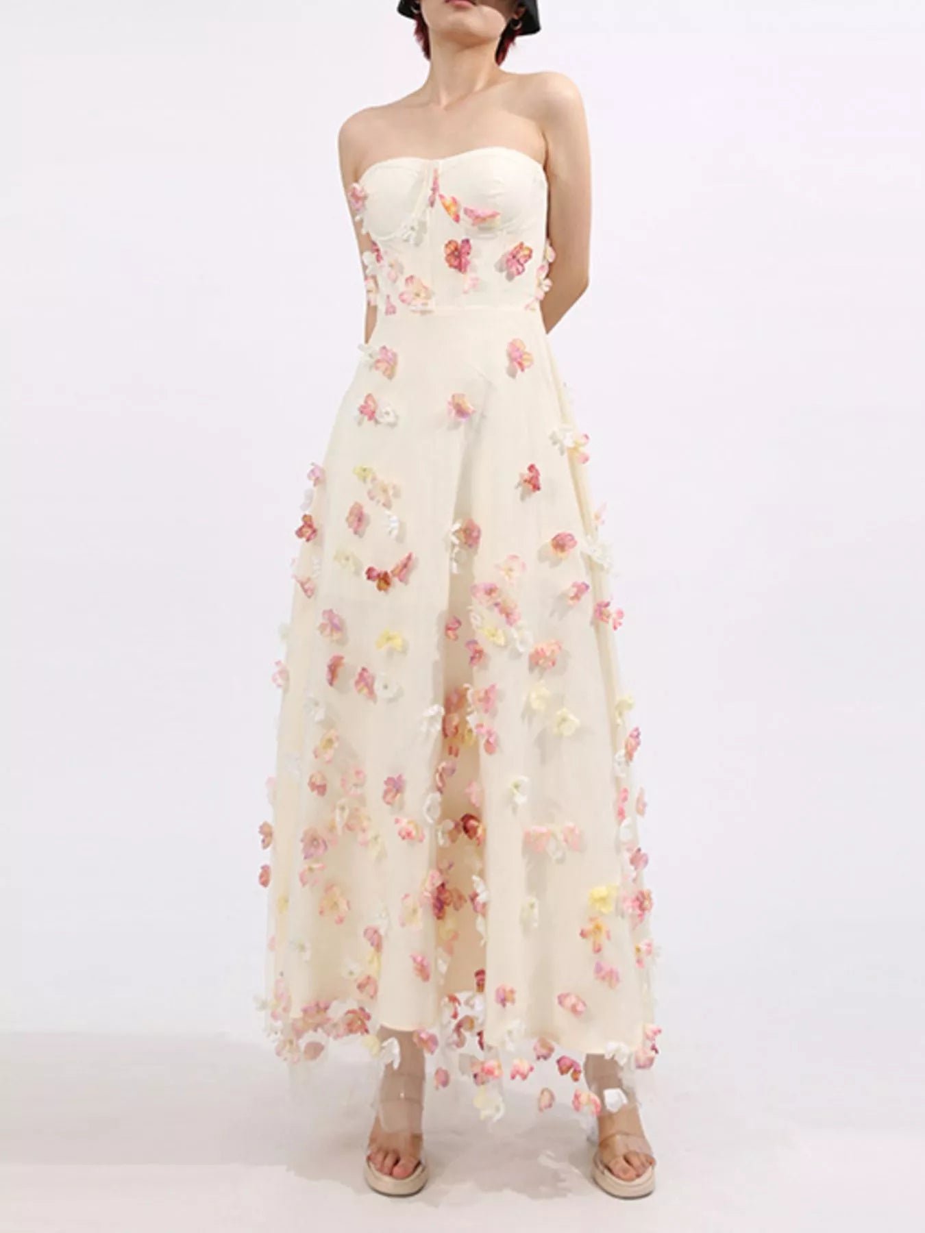 Floral Applique Strapless Tulle Maxi Dress 64fa515e-5a18-4e19-8357-f0d3c66c43b8-Max-Origin