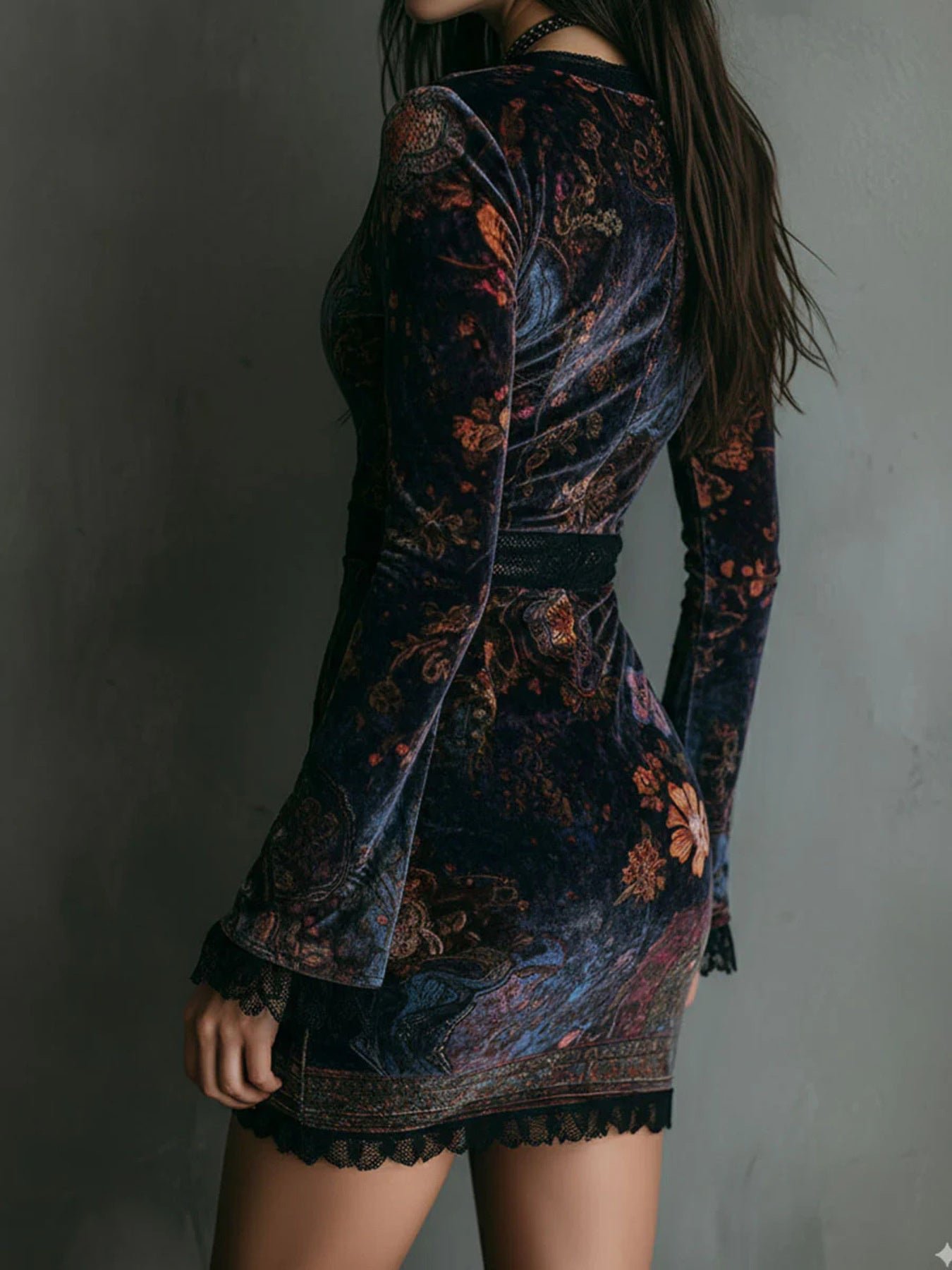 Lace Detail Floral Velvet Mini Dress 6767a8f435234c16b7703f78b5998901-Max
