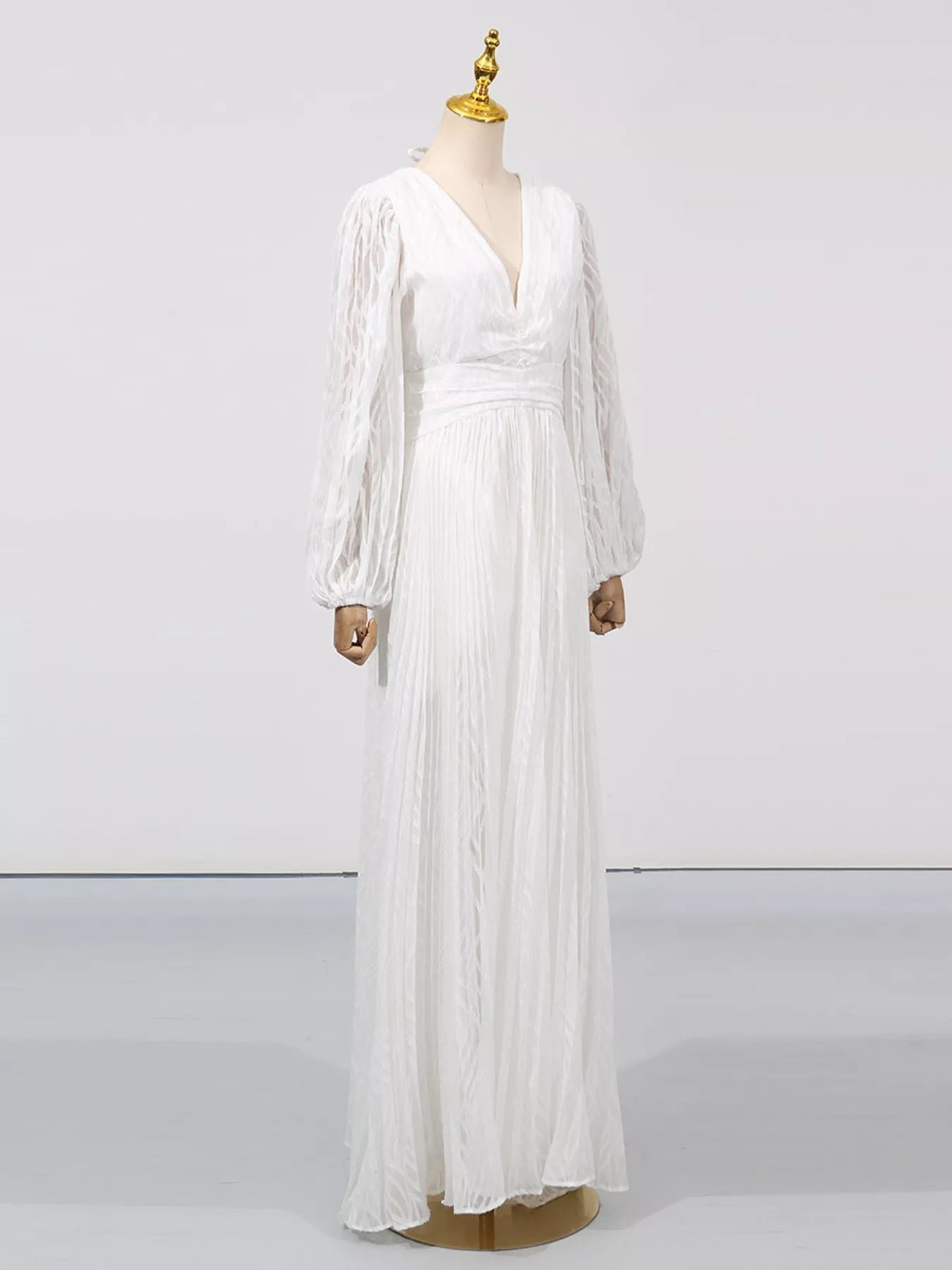 V-Neck Long Sleeve Maxi Dress 71e153ac636545c3b19a17d3905eb10e-Max-Origin