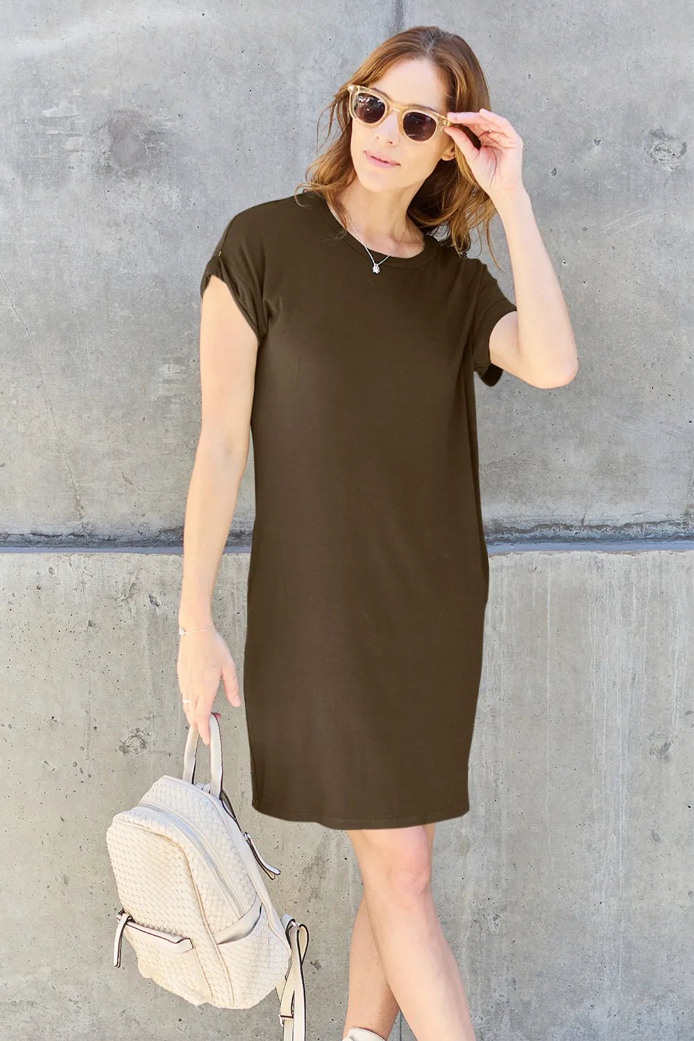 Basic Bae Full Size Round Neck Short Sleeve Dress with Pockets 74fe26c1-609d-4a46-97b8-9fa8cd02cbae-Max