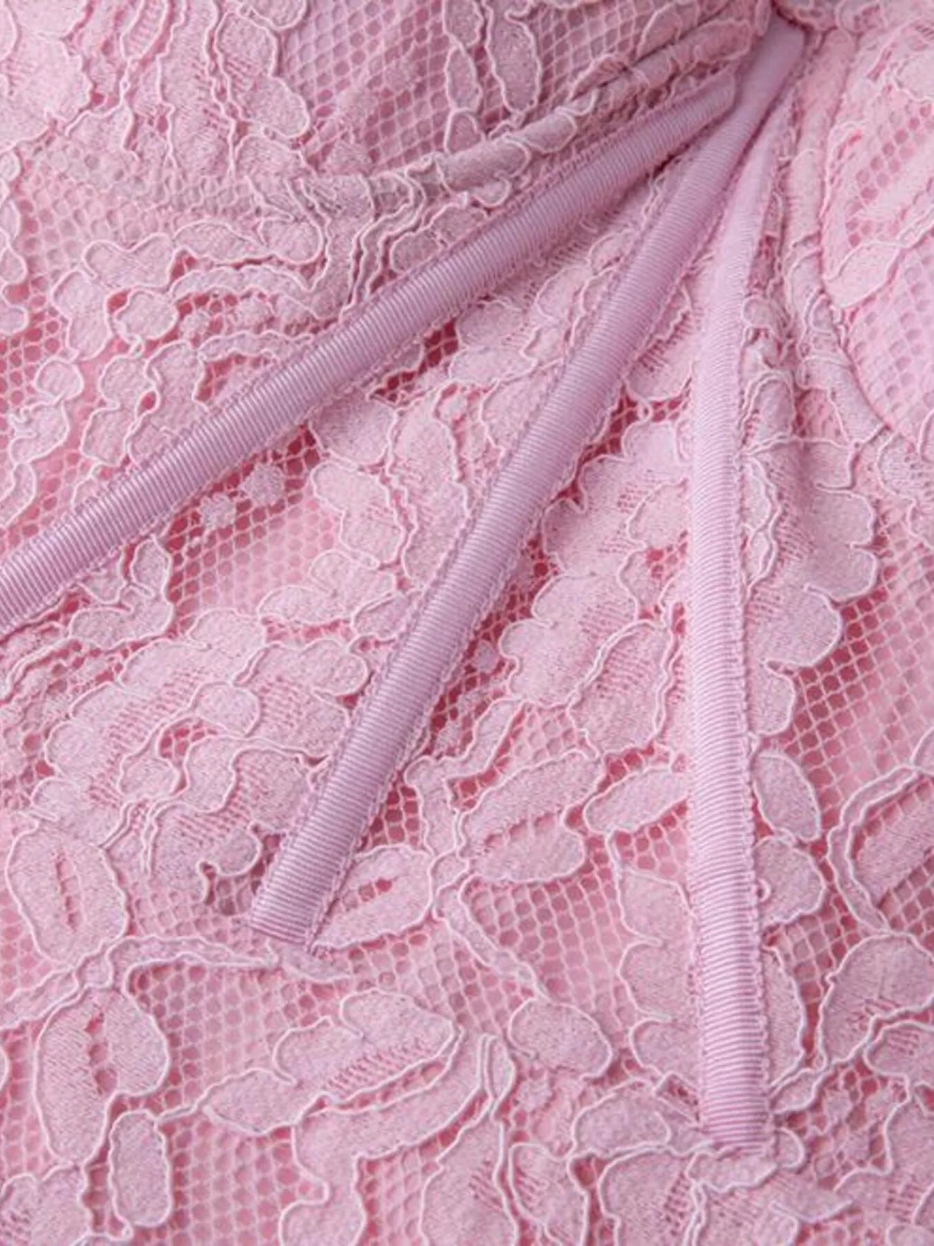Lace Long Sleeve Midi Dress 761bb91f90f44063bfc16c13d9bfe551-Max-Origin