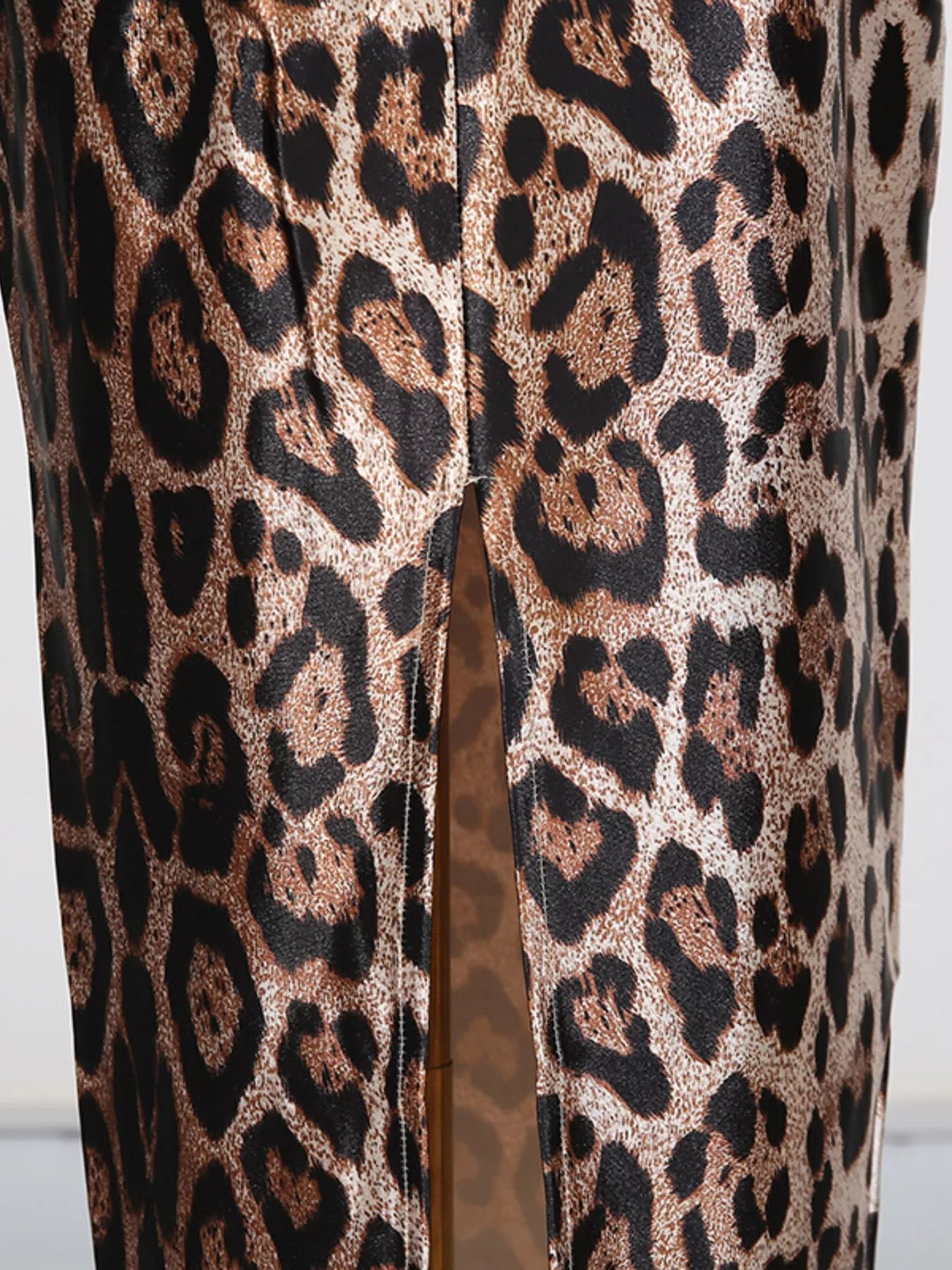 Leopard Print Bodycon Back Slit Midi Dress 9768d1c76ca340808656e60444a32146-Max-Origin