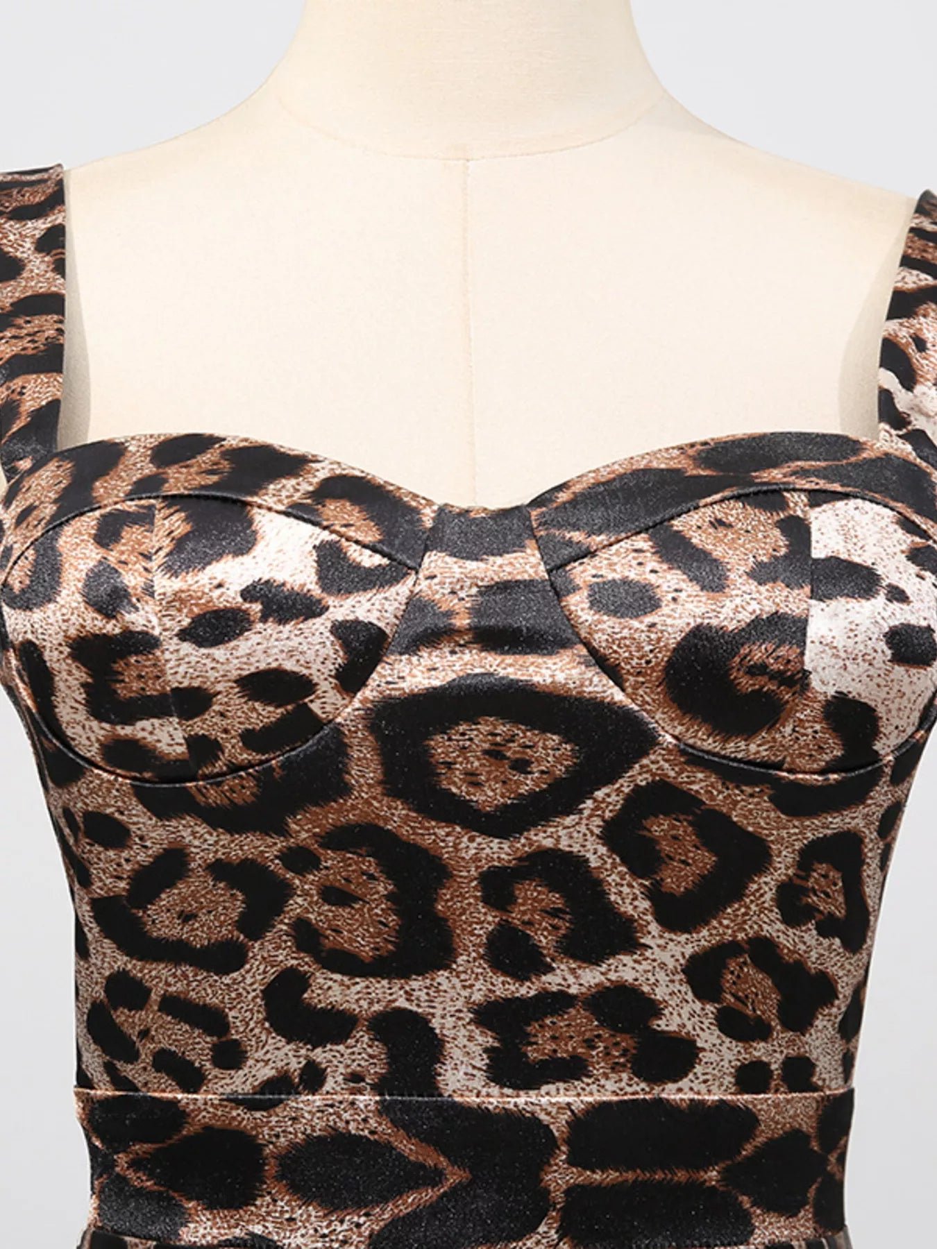 Leopard Print Bodycon Back Slit Midi Dress 97993f17694e4a1f8b5bf9a825c4d4a2-Max-Origin