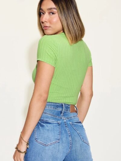 Basic Bae Full Size Ribbed Round Neck Short Sleeve T-Shirt 331dd211-2b96-437c-b72b-8b63203ebb05-Max