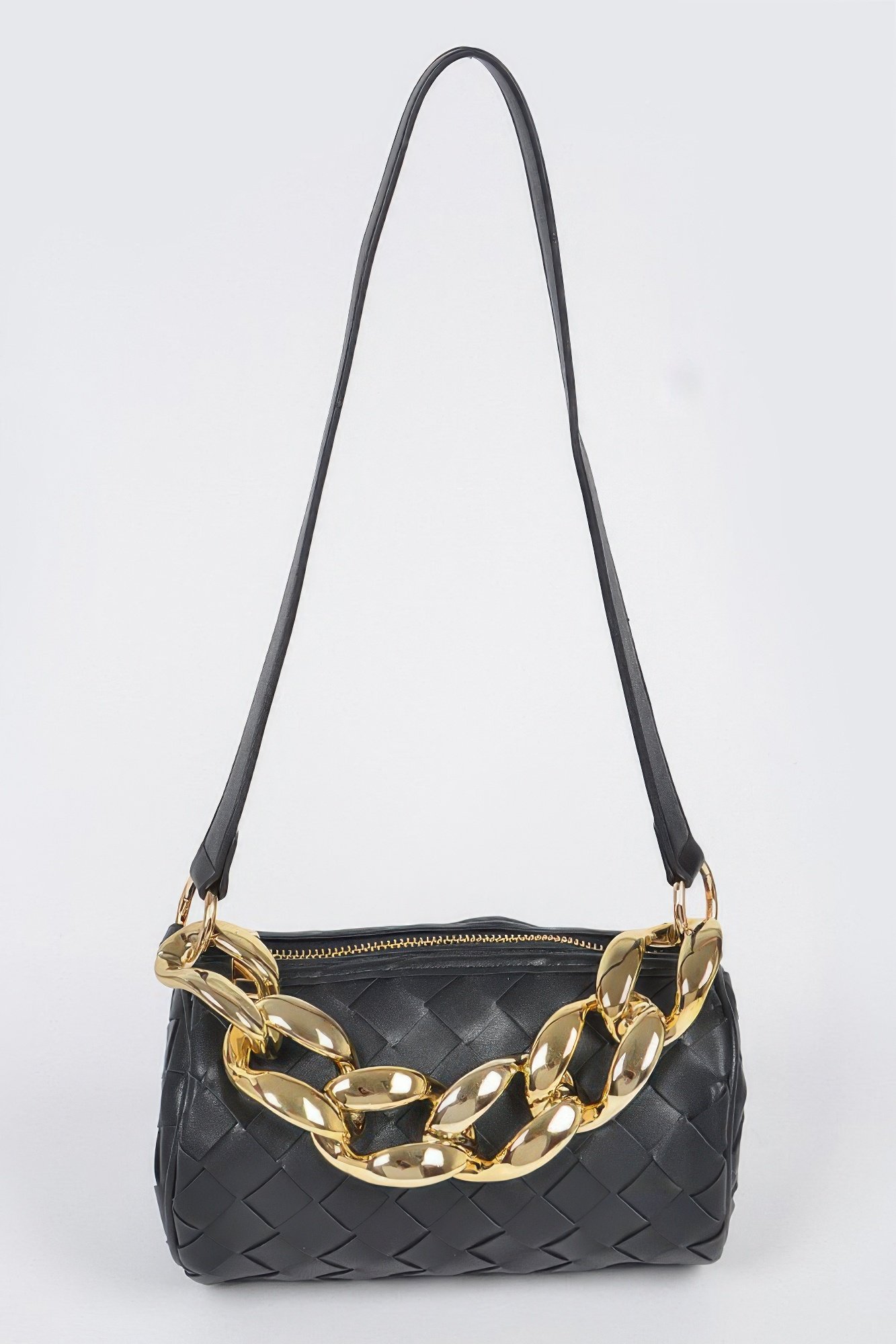Braided Crossbody Bag W/oversized Chain Braided Crossbody Bag W/oversized Chain