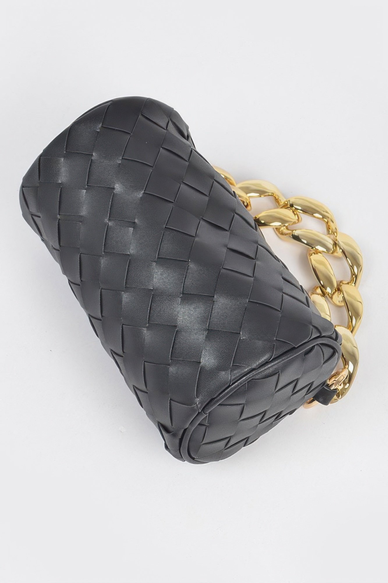 Braided Crossbody Bag W/oversized Chain Braided Crossbody Bag W/oversized Chain - Image 4