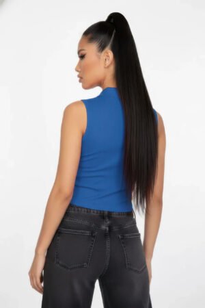 Slim-fit Sleeveless Polo Collar Crop Top Slim-fit Sleeveless Polo Collar Crop Top