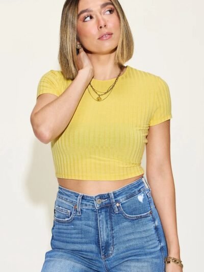 Basic Bae Full Size Ribbed Round Neck Short Sleeve T-Shirt 4abfd38e-ccef-440e-bdcb-e1b78a520a5c-Max