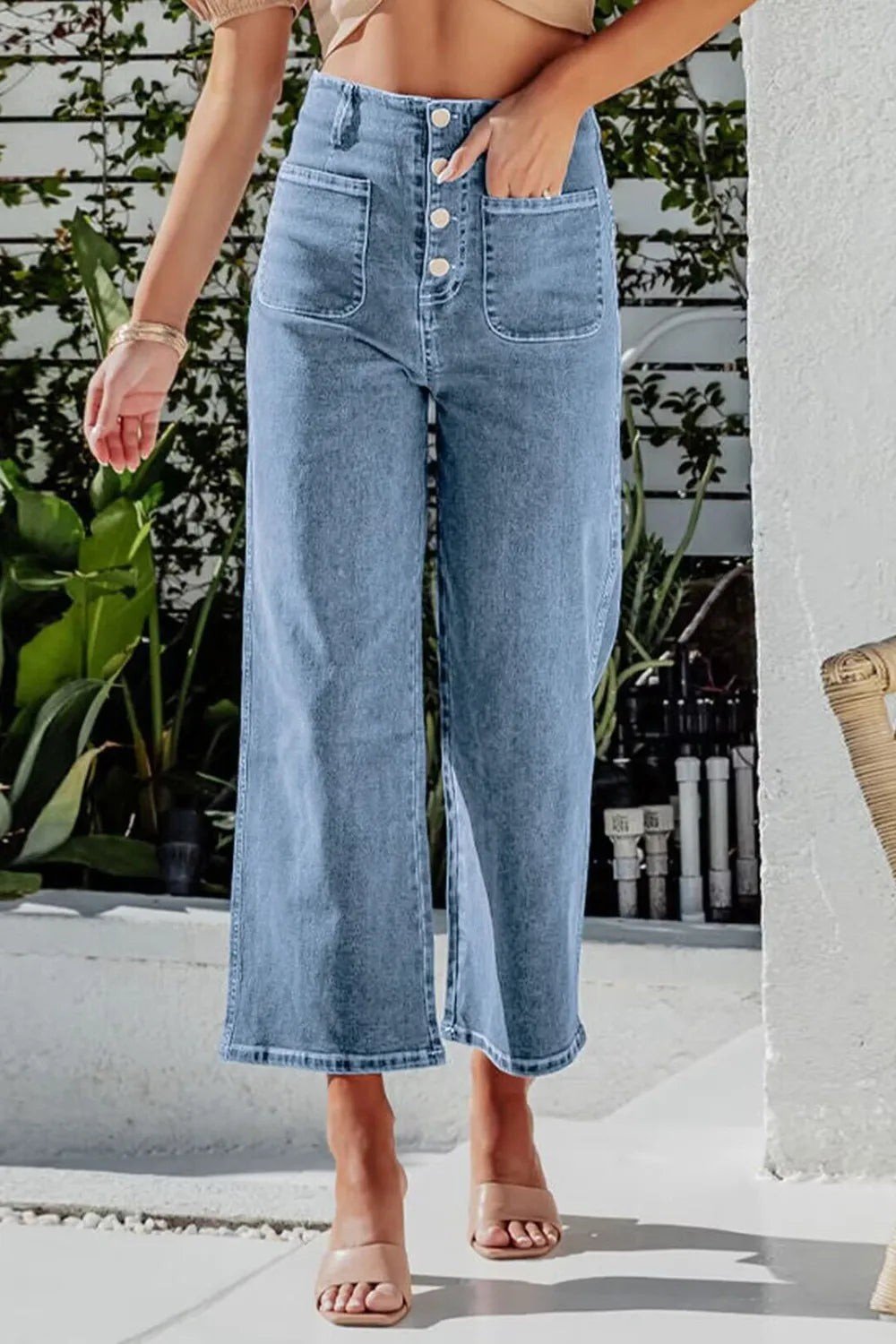 Button Fly Cropped Wide Leg Jeans 0804b08a-a0e0-4003-930b-2a7e9f890714-Max
