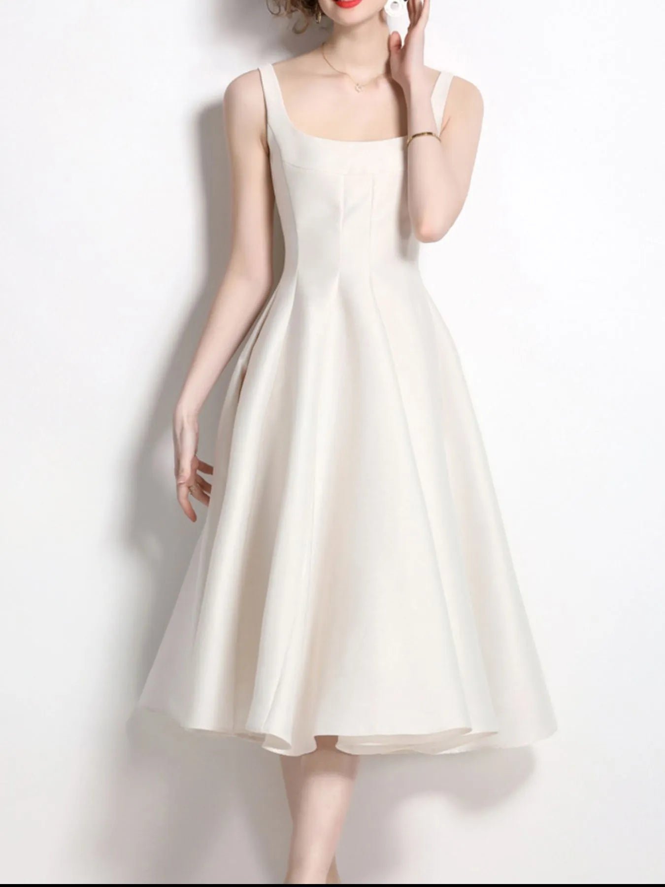 A-Line Silhouette Midi Sleeveless Dress b283511f-ad04-41f7-be36-fb7dc4d11368-Max-Origin