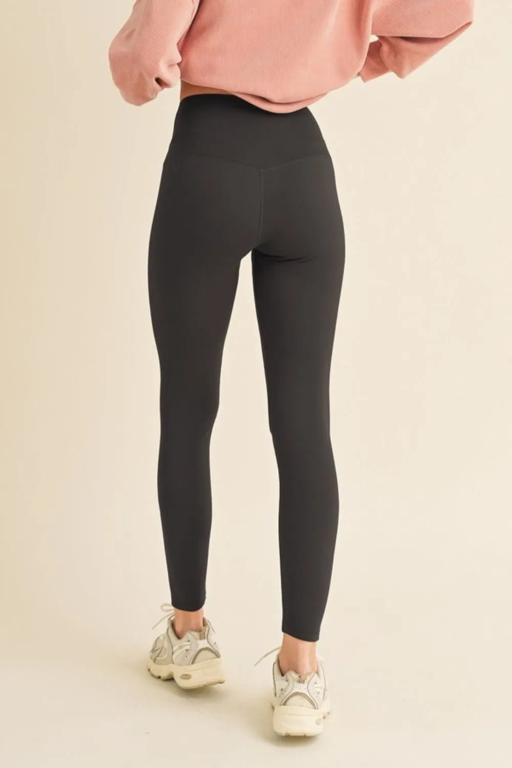 Yelete Full Size Fleece Lined High Waisted Leggings bb99fc7b-a951-481b-b99a-19ebbe76af41-Max
